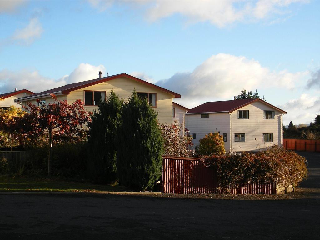 Ossies Motels And Chalets Ohakune Zimmer foto