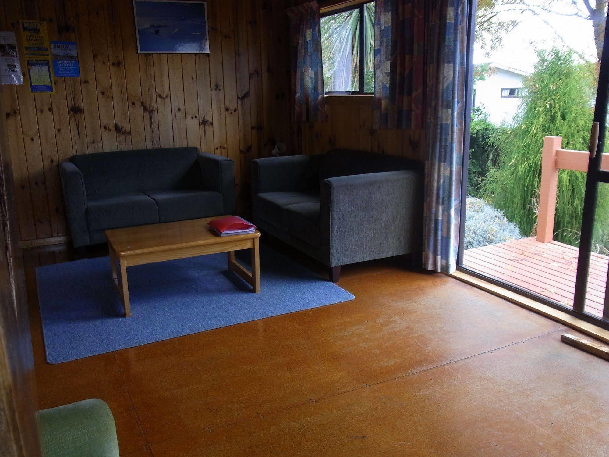 Ossies Motels And Chalets Ohakune Exterior foto